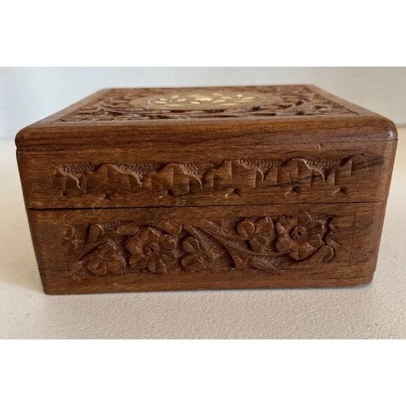 VTG Hand Carved Wooden Box Mother Pearl Inlay Trinket Hinged Lid 5”X5”X2.5” - Picture 5 of 13